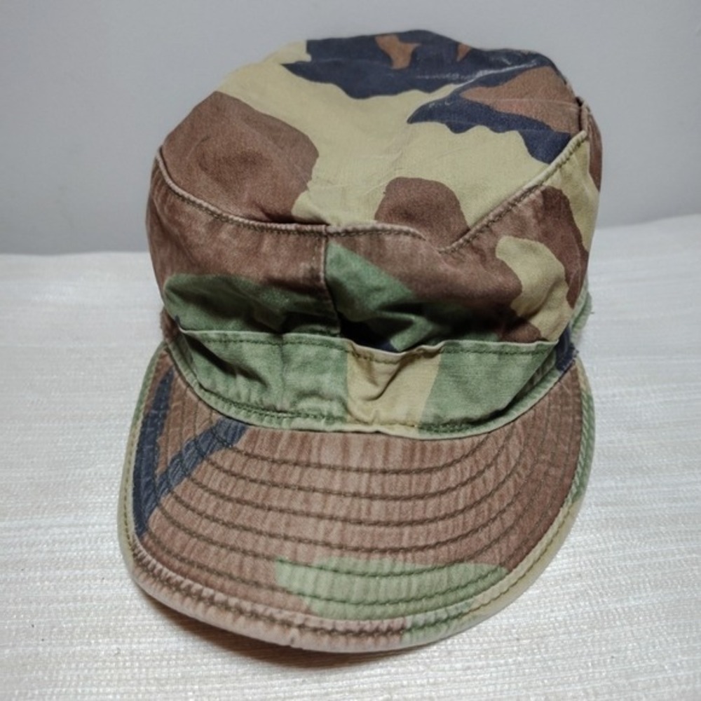 Military BDU Woodland Camo Winter Cap Class 1, Size 7‎